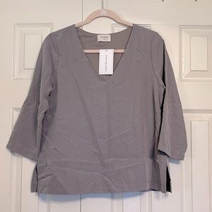 Gray 3/4 Sleeve lined top NWT